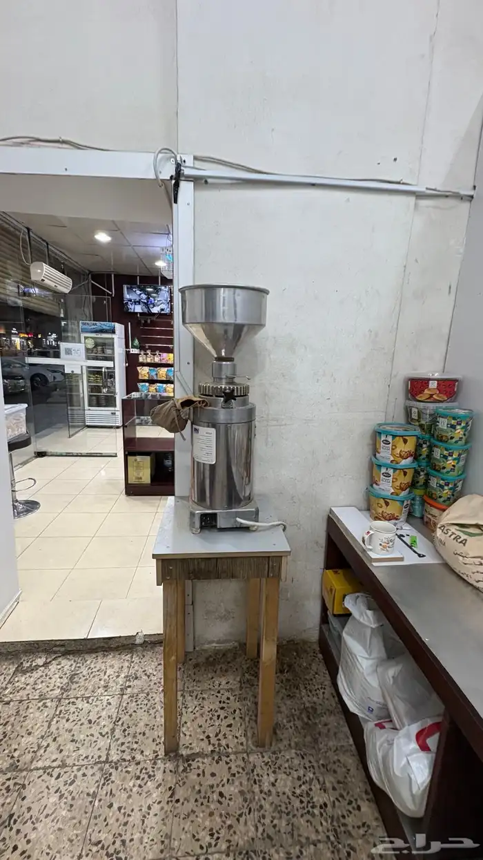 للبيع محل النشاط محمصه 5