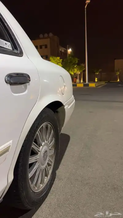 فورد ماركيز 2011 3