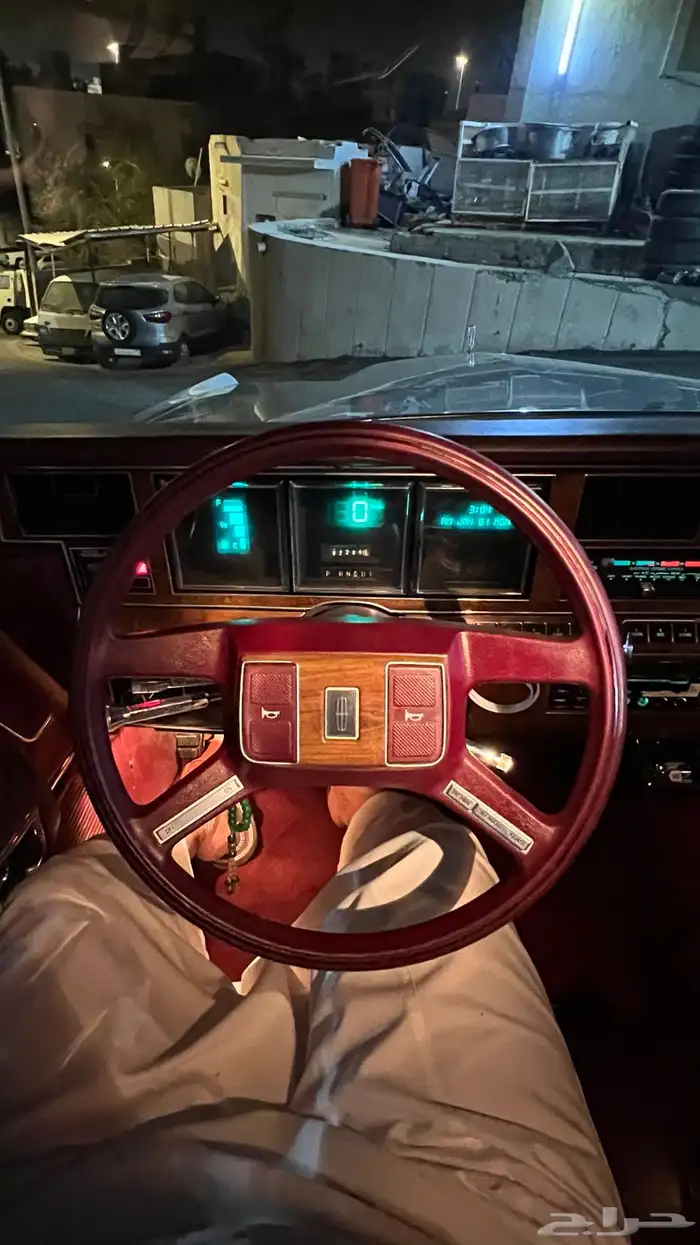 لينكون تاون كار 1989 مخزن 31