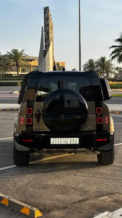 ديفندر 90 مالك اول V6 4
