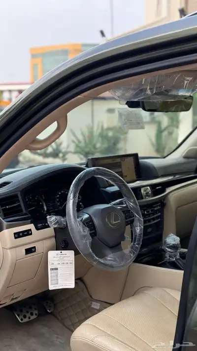 لكزس LXs 570 2021 17