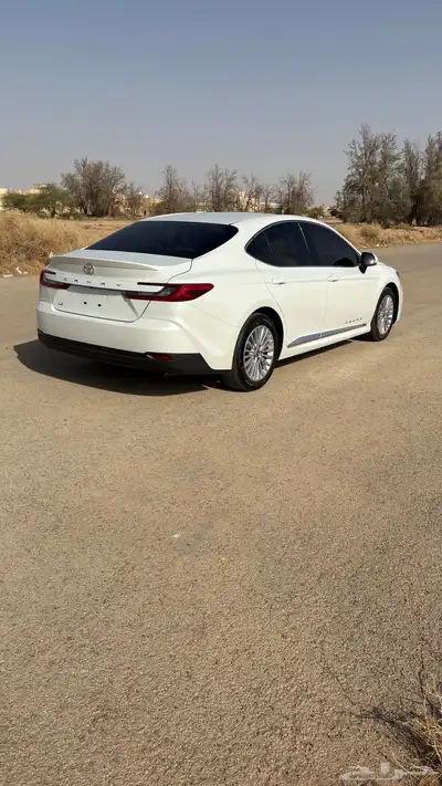 للبيع كامري 2025 فل كامل نظيفه 3