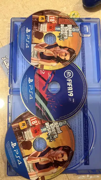 بلايستيشن 4 4