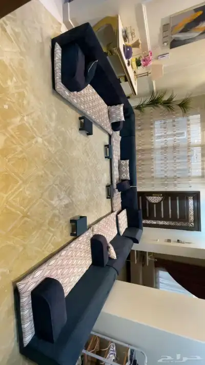 باطرما مع الموكيت مع الطاولات نظيف جدا 0