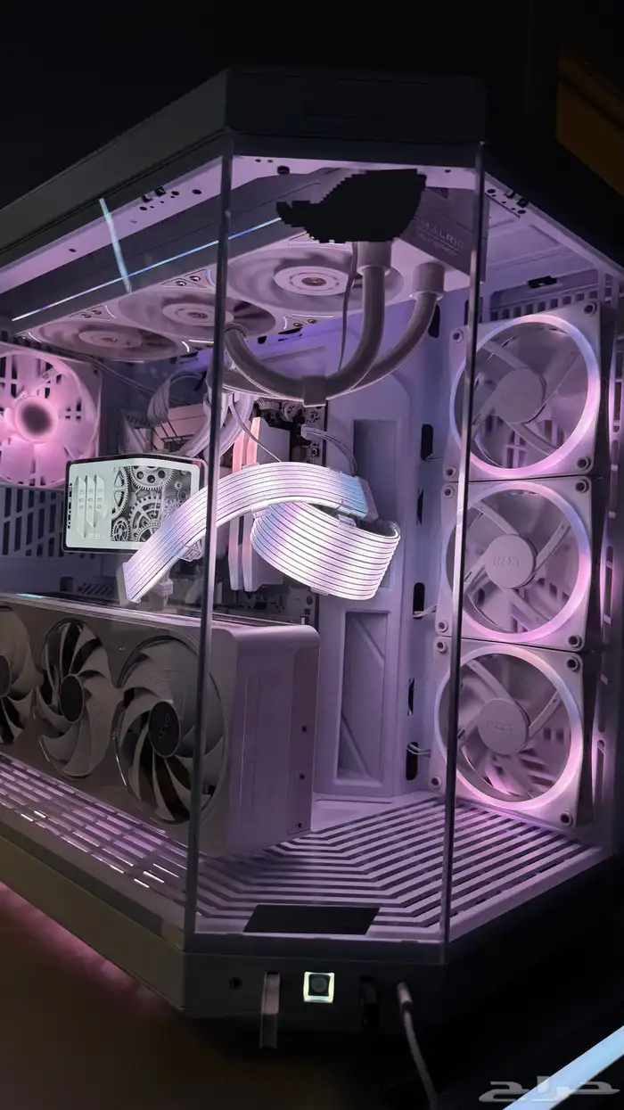 pc 5070 ti تجمعية بيضاء جميلة 1