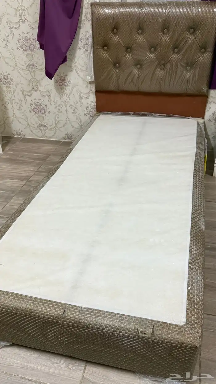 سرير نفر ب 150 ريال 0