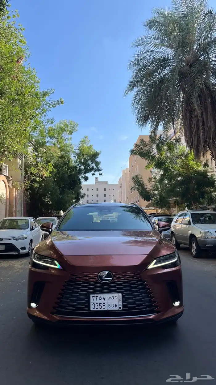 لكزس RX 2023 (BB) شبه جديد 0