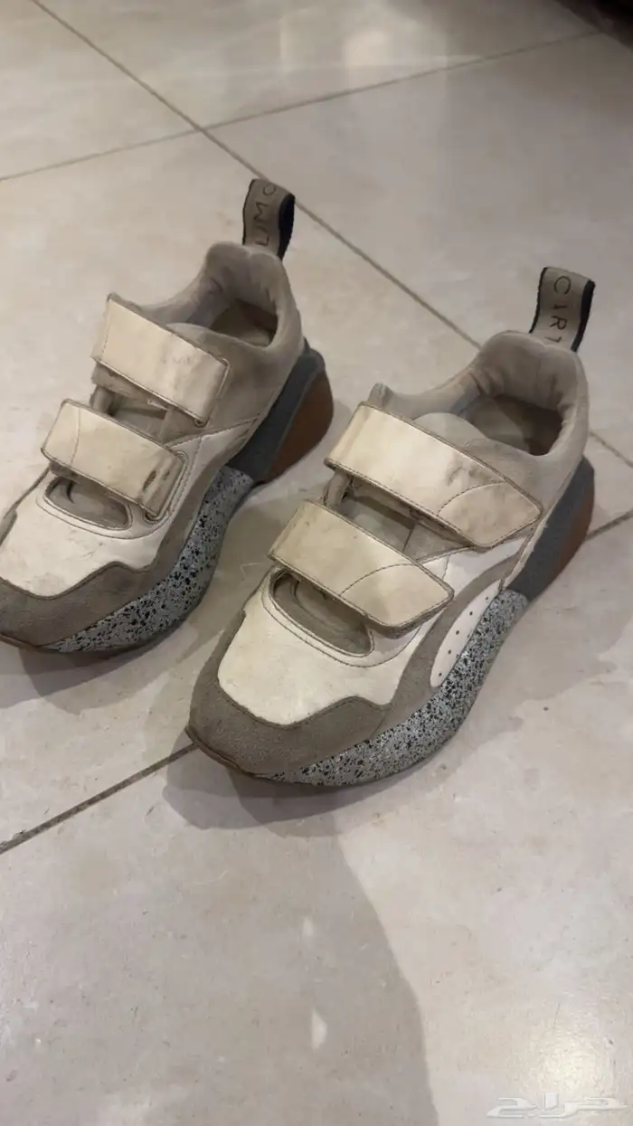 جزمة ستيلا مكارتني نسائي مقاس 38 سنة الشراء 2019 0