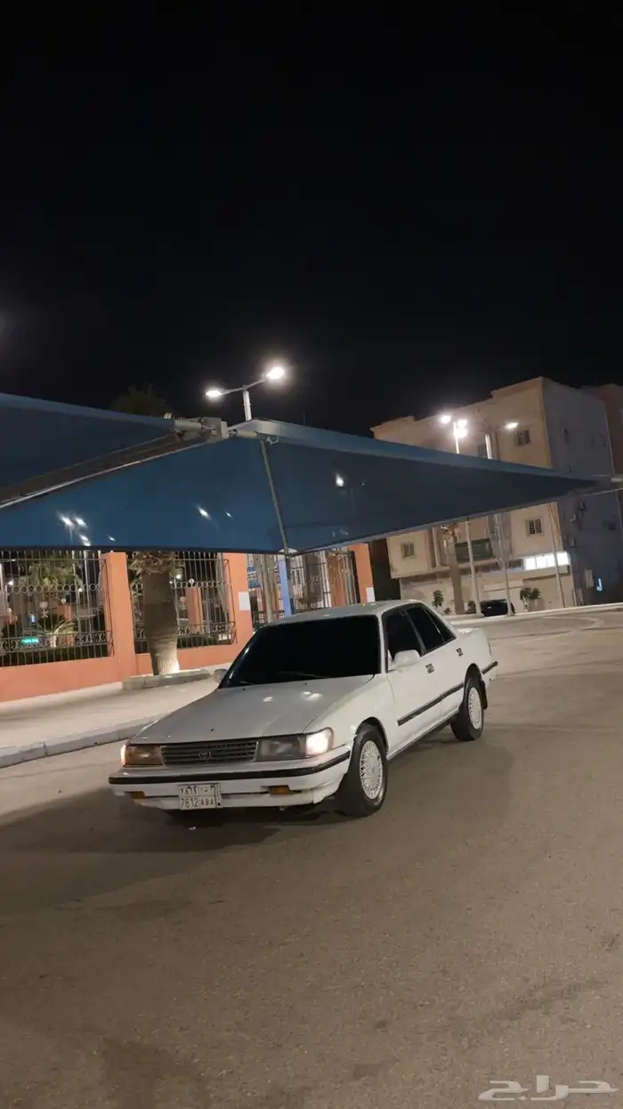 كرسيدا 1990 مكينه6v 2
