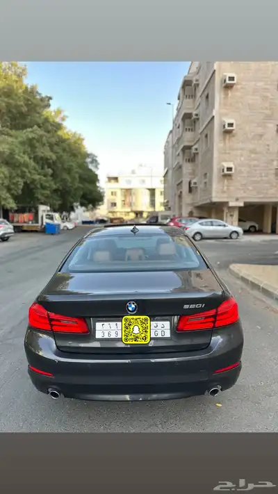 بي ام دبليو i520 الفئة الخامسة 2020 4