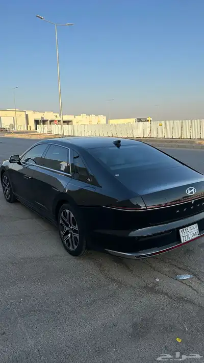 ازيرا بريميوم 2024 4