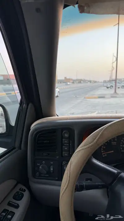 يوكن 2002 فل كامل نظيف 21