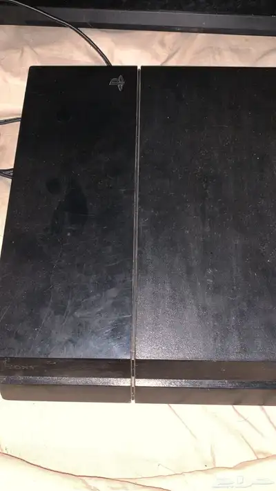 سوني 4مع شاشه32 بوصه مع اثنين يد والاشرطه الموجوده ف الصوره 1
