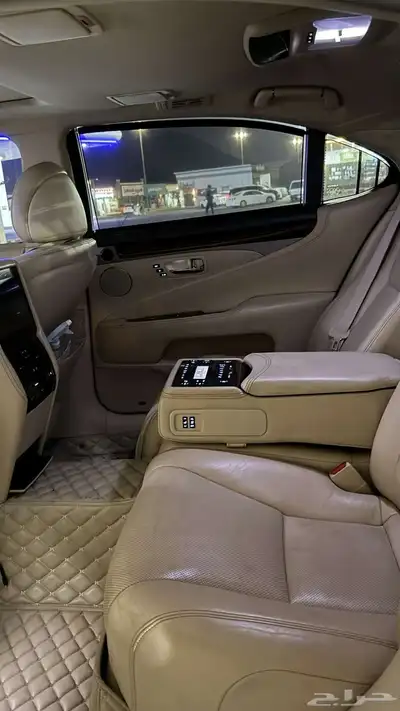 لكزس Ls للبيع 2
