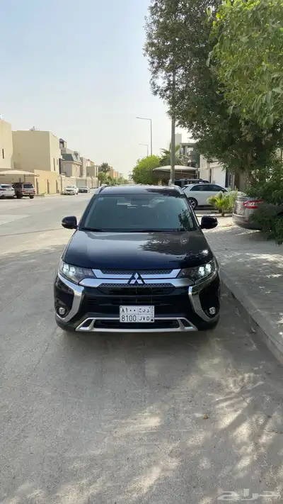 متسوبيشي اوتلاندر 1