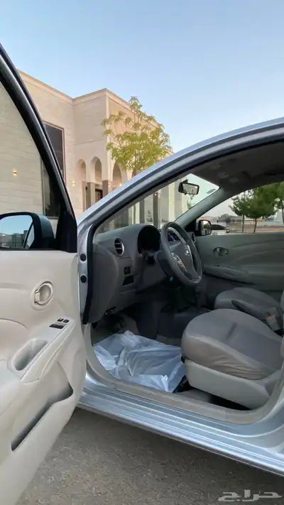للبيع نيسان صني موديل 2020 20