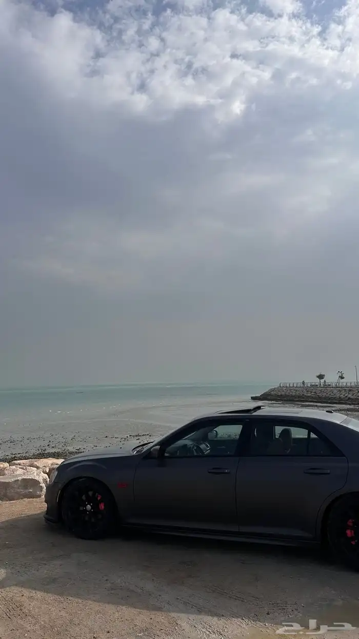 كرايزلر 5.7 موديل 2017 13