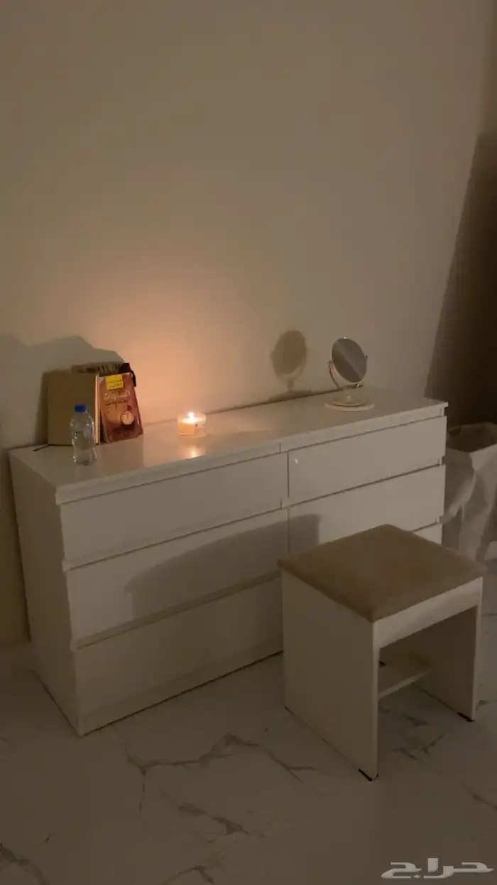 طاولة تسريحة للبيع 0