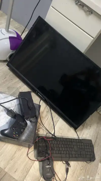 اكس بوكس وشاشه ب300 0