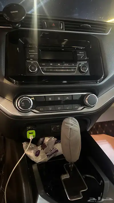 للبيع نيسان اكستيرا 4