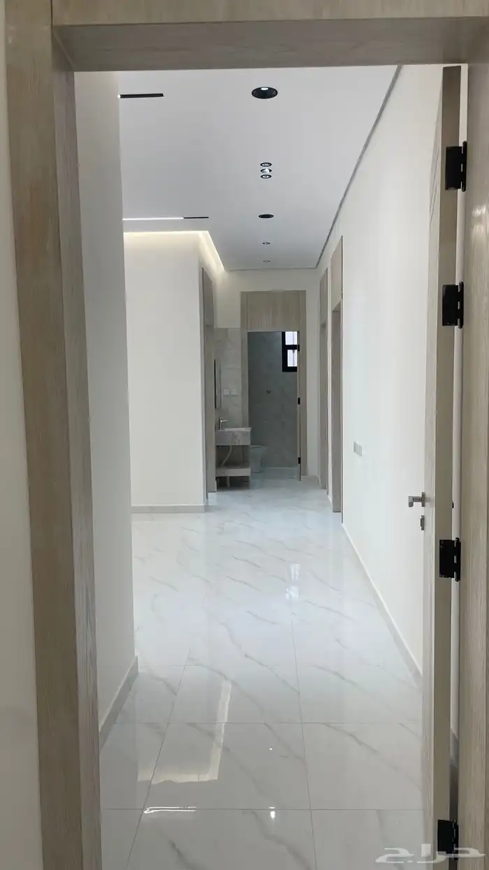 شقه اربع غرف وصاله للايجار ب حي البيان 3