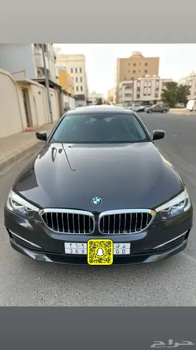 بي ام دبليو i520 الفئة الخامسة 2020 0
