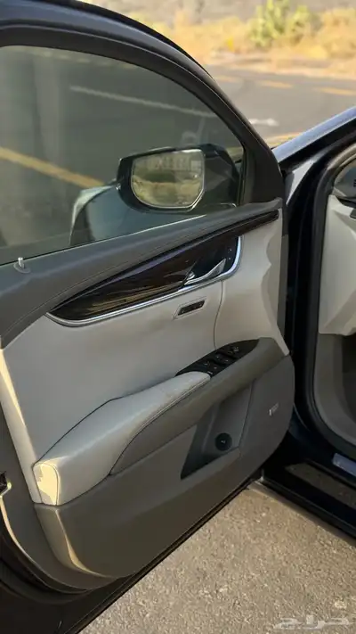 كاديلاك XTS-V 2015 15
