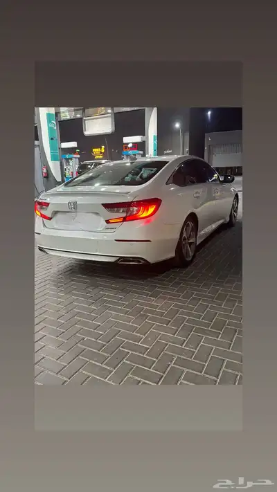 للبيع هوندا أكورد 2019 1