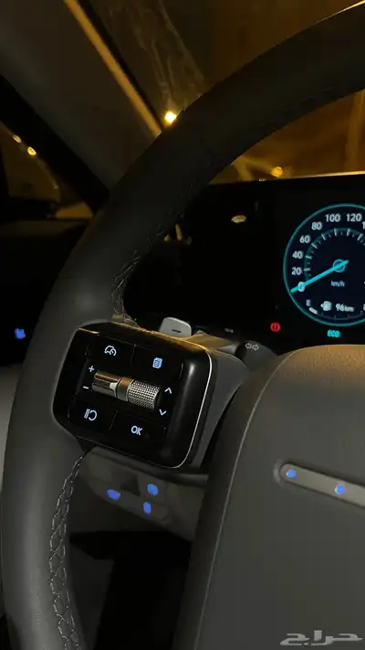 ازيرا 2024 بريميوم شبه اصفار 4