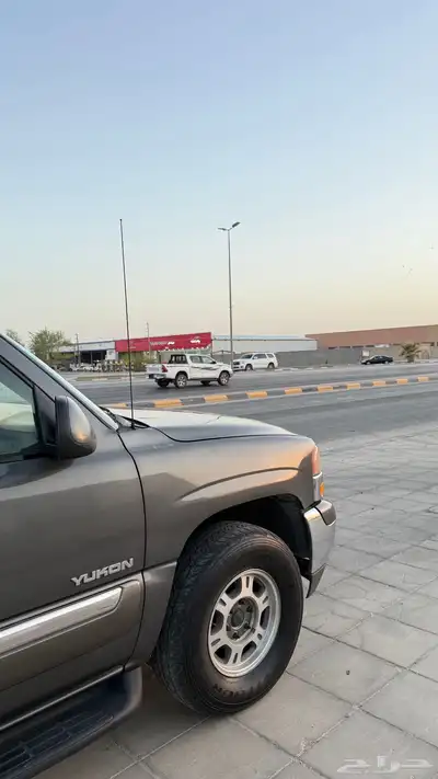 يوكن 2002 فل كامل نظيف 7