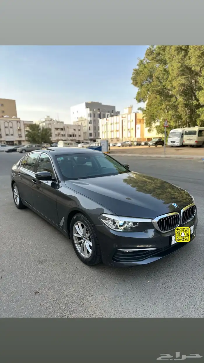 بي ام دبليو i520 الفئة الخامسة 2020 6