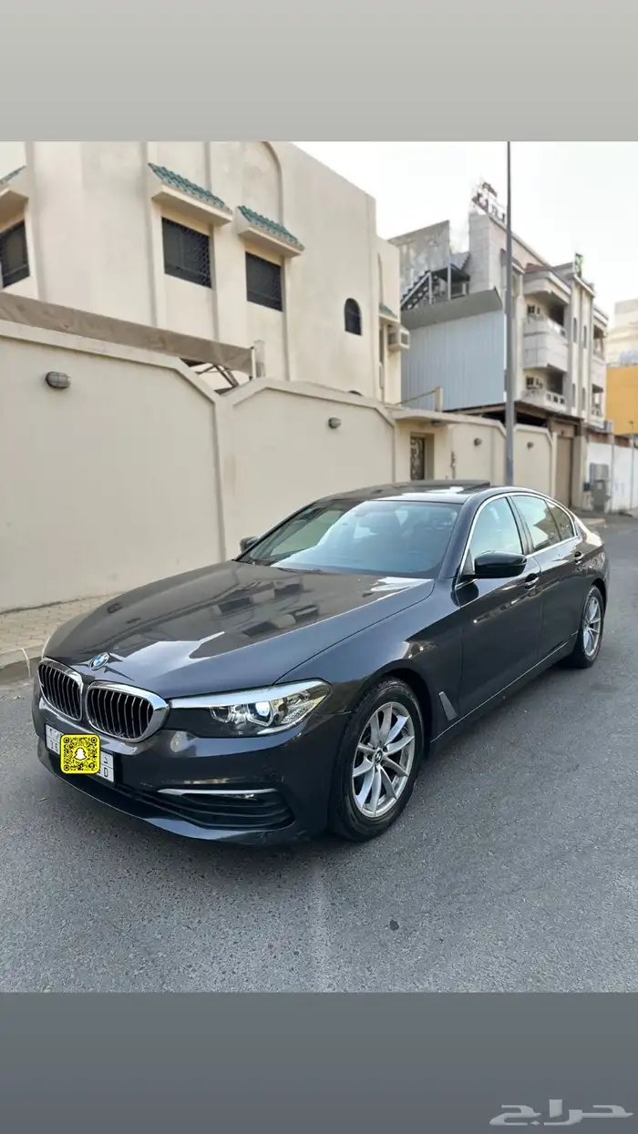 بي ام دبليو i520 الفئة الخامسة 2020 5