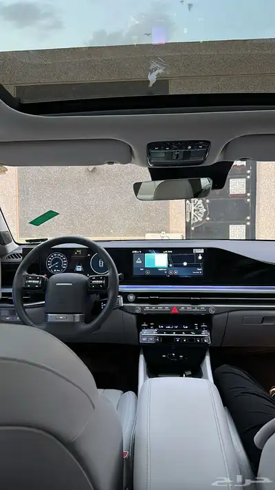 ازيرا بريميوم 2024 6