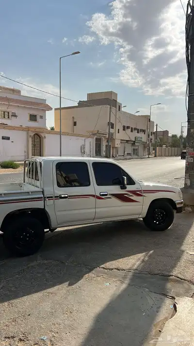 هايلكس2000 1