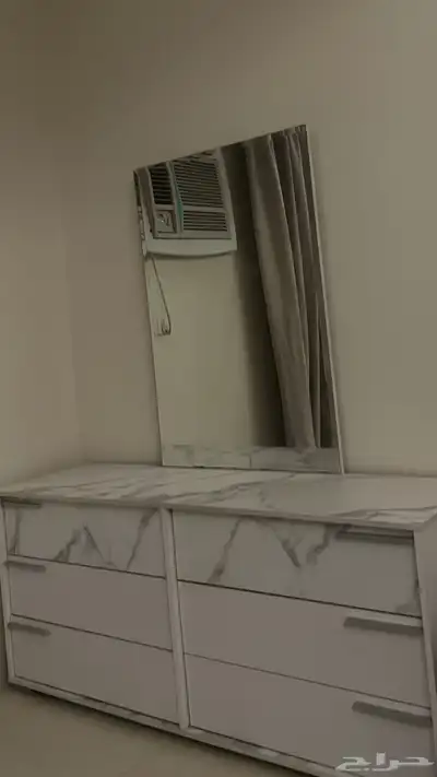 تسريحة للبيع 0