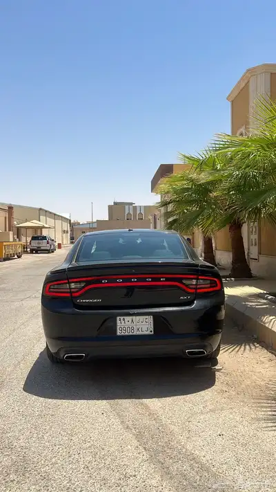 تشارجر SXT 2015 3