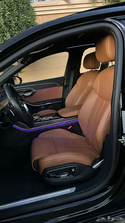 اودي A8 2024 ضمان وصيانه 25