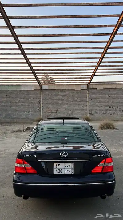 لكزس 4