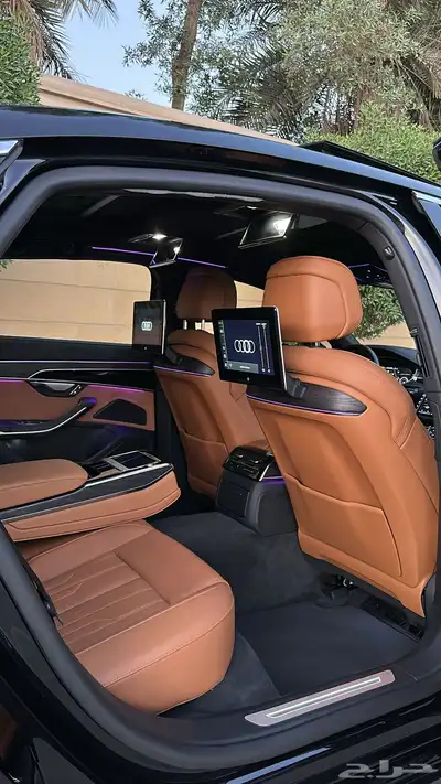 اودي A8 2024 ضمان وصيانه 16