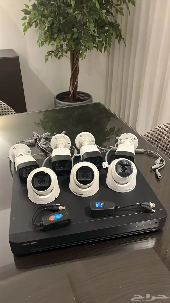 كميرات مراقبة مع رسيفر HIKVISION 1