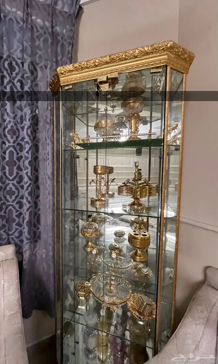 دولاب زجاجي للبيع 0