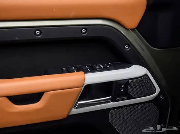 2024 Land Rover Defender 110 X-Dynamic 5