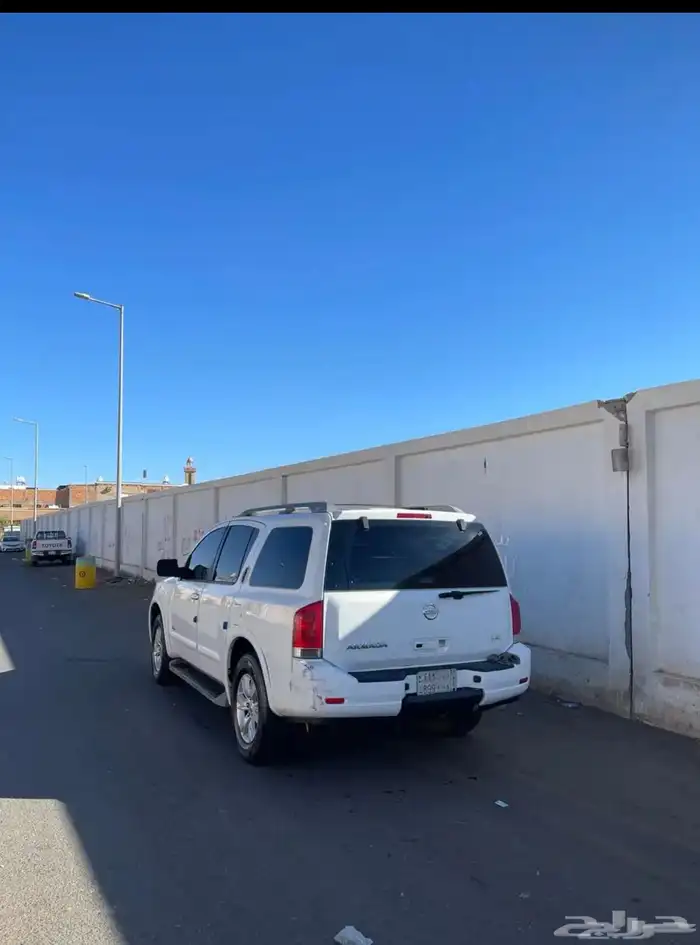 نيسان 1