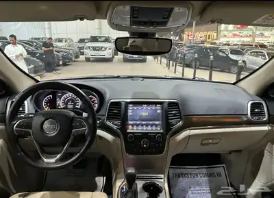 جيب قراند شيروكي موديل 2018 فل كامل لمتد نضيف 14