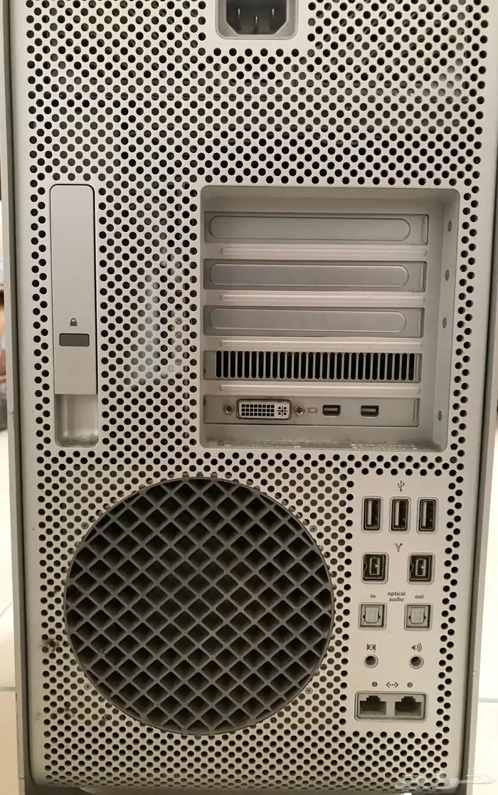 كومبيوتر مكتبي ماك برو Mac Pro 2010 4