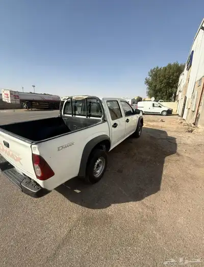 للبيع ايسوزو ديماكس 2011 2