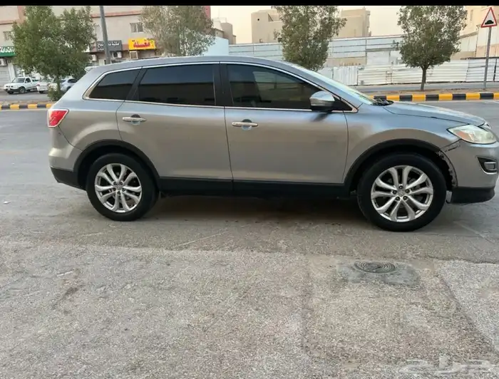 جيب مازدا cx9 للبيع موديل فل كامل موديل 2012 6