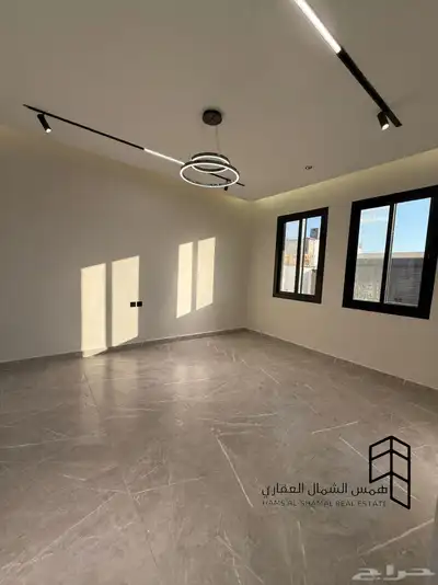 للبيع فيلا روف ارضي بمداخل خاصه حي الصفا 5