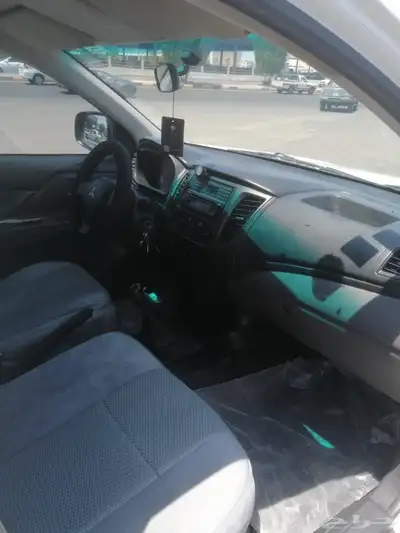 ميتسوبيشي L200 8
