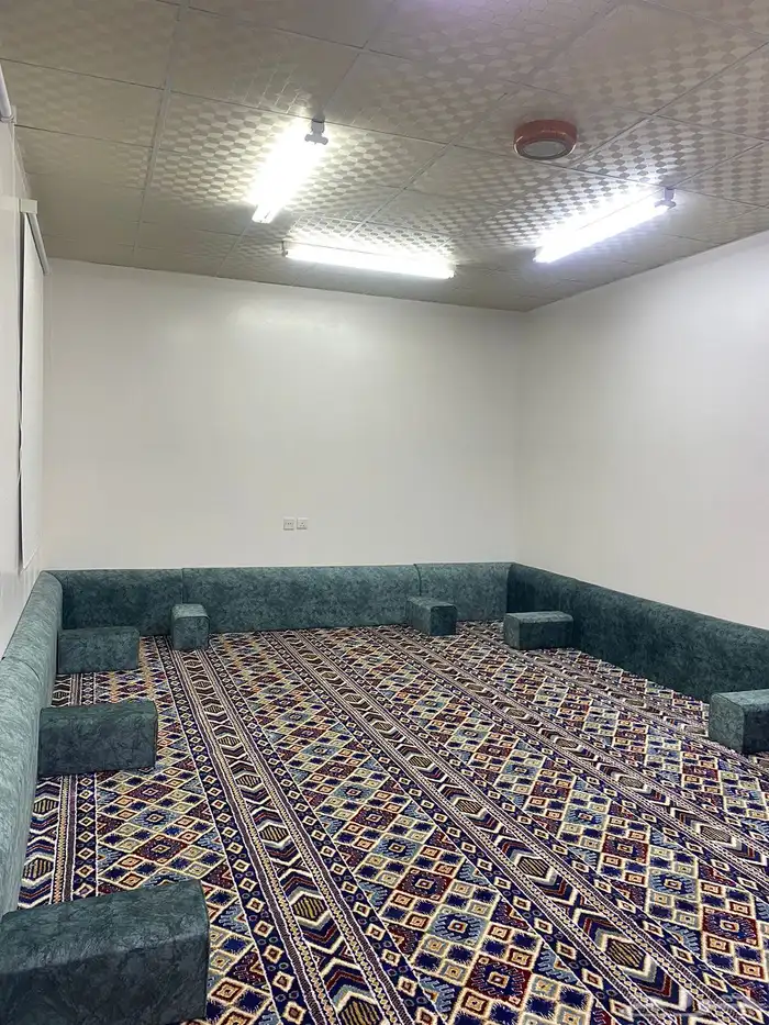 ديوانية نظيفة للايجار الشهري (تم التأجير من خارج موقع حراج) 4
